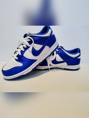 Nike Blue/White Low-Top Dunks 7y, 7 Men's, Or 8.5 Women's